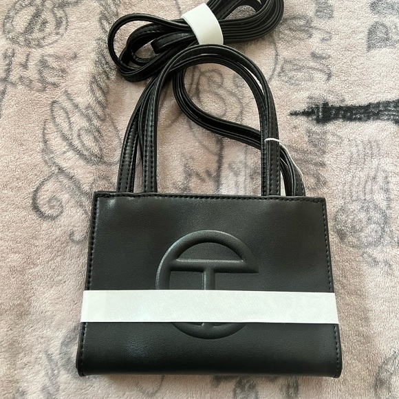 NEW TELFAR BAG!! $2️⃣0️⃣0️⃣~🅿️🅿️ - Picture 1 of 11